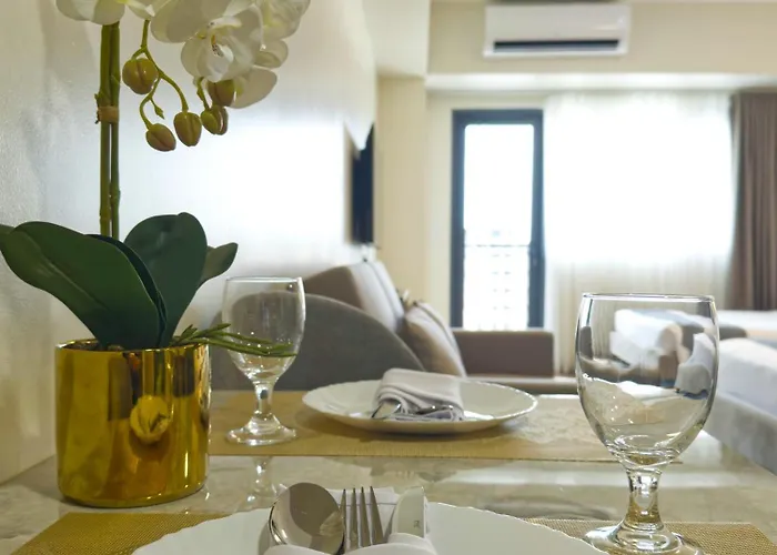 Savea Bay Hotel Manila